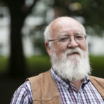 Daniel Dennett. The functionalist part of the theory of mind. Intentional attitude